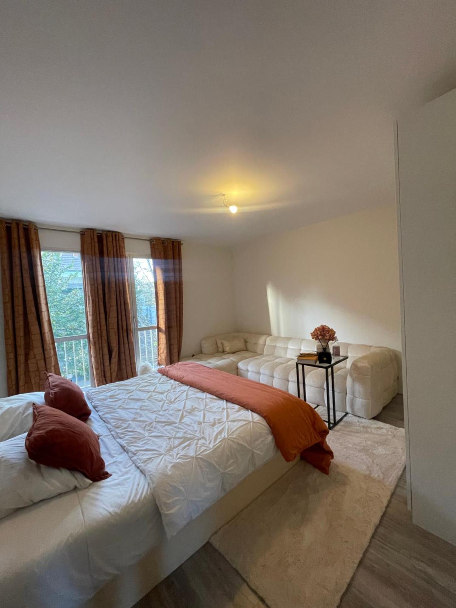 La Maison Du Luxe Ris-Orangis Buitenkant foto